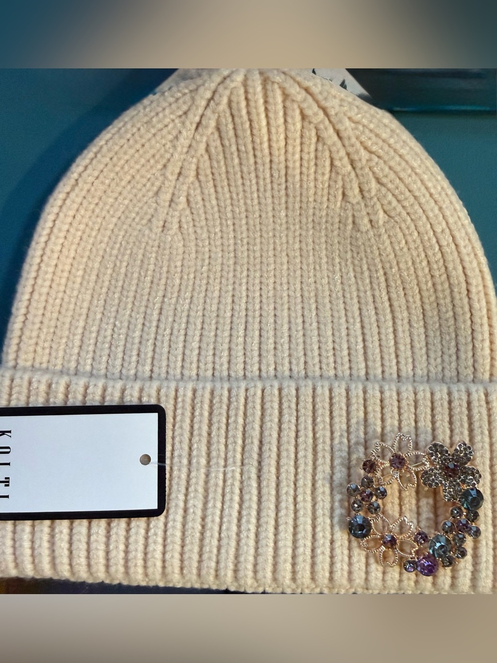 Cream Ribbed Knit Beanie with Decorative Crystal Brooch